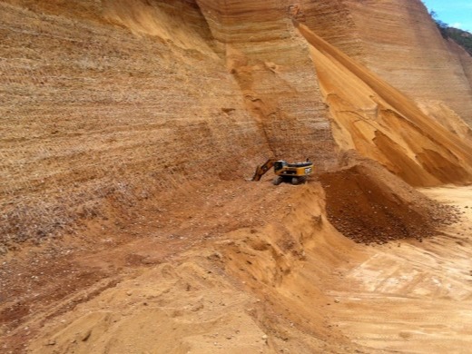 Movimiento de tierra en Cantera Pacolí. TS Ingeniería - CEMEX.